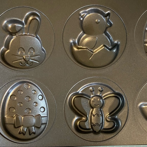 3D Cookie pan mold Easter Spring bunny flower🎄 - Picture 4 of 4